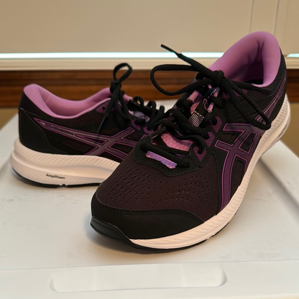 ASICS Women's Black and Purple Running Shoes